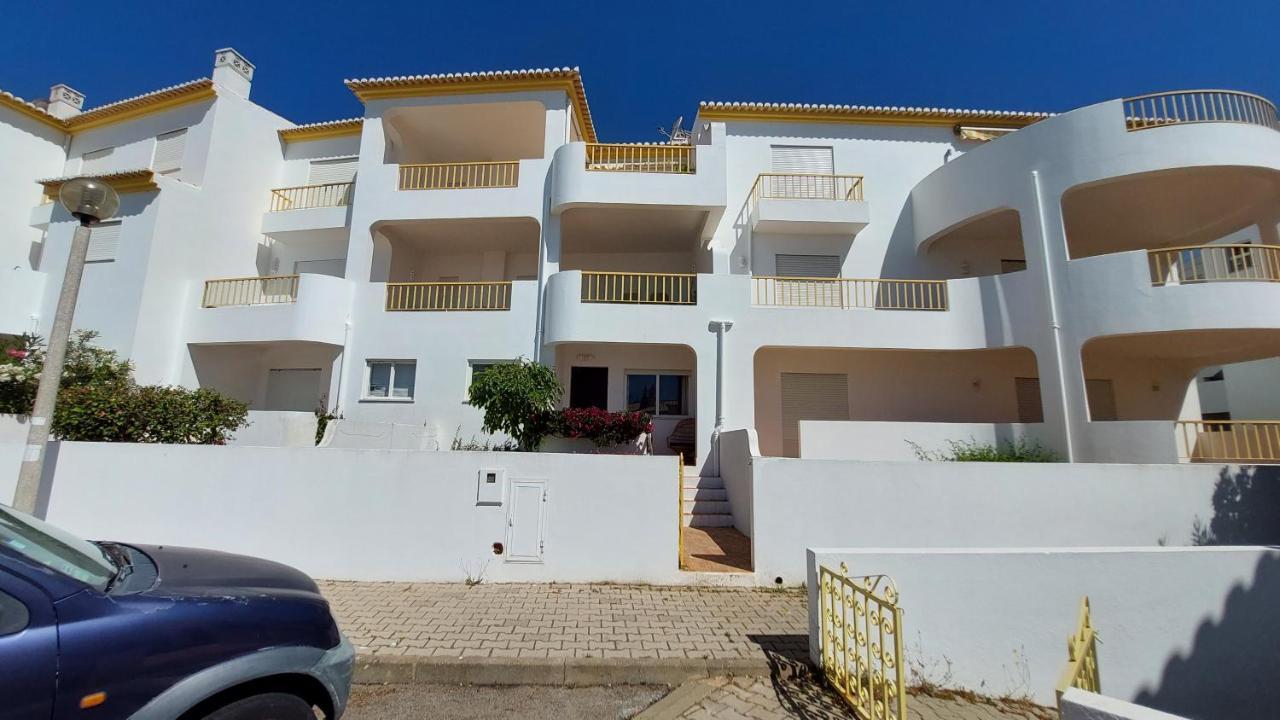 Luz Ocean Club Apartments Exterior photo